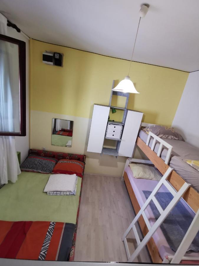 Unique Apartments Malinska Esterno foto